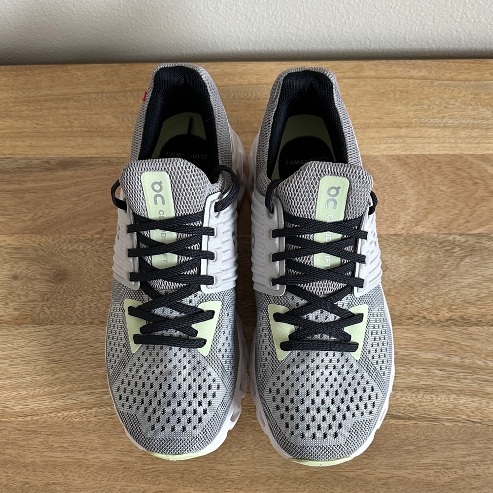 On Running Women's Gray & Light Green Cloudflow Athletic Shoes - Picture 2 of 3